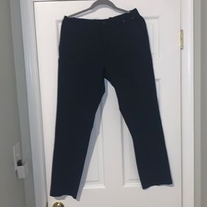 Uniqlo Men’s Smart Ankle Pants in Navy (M)
